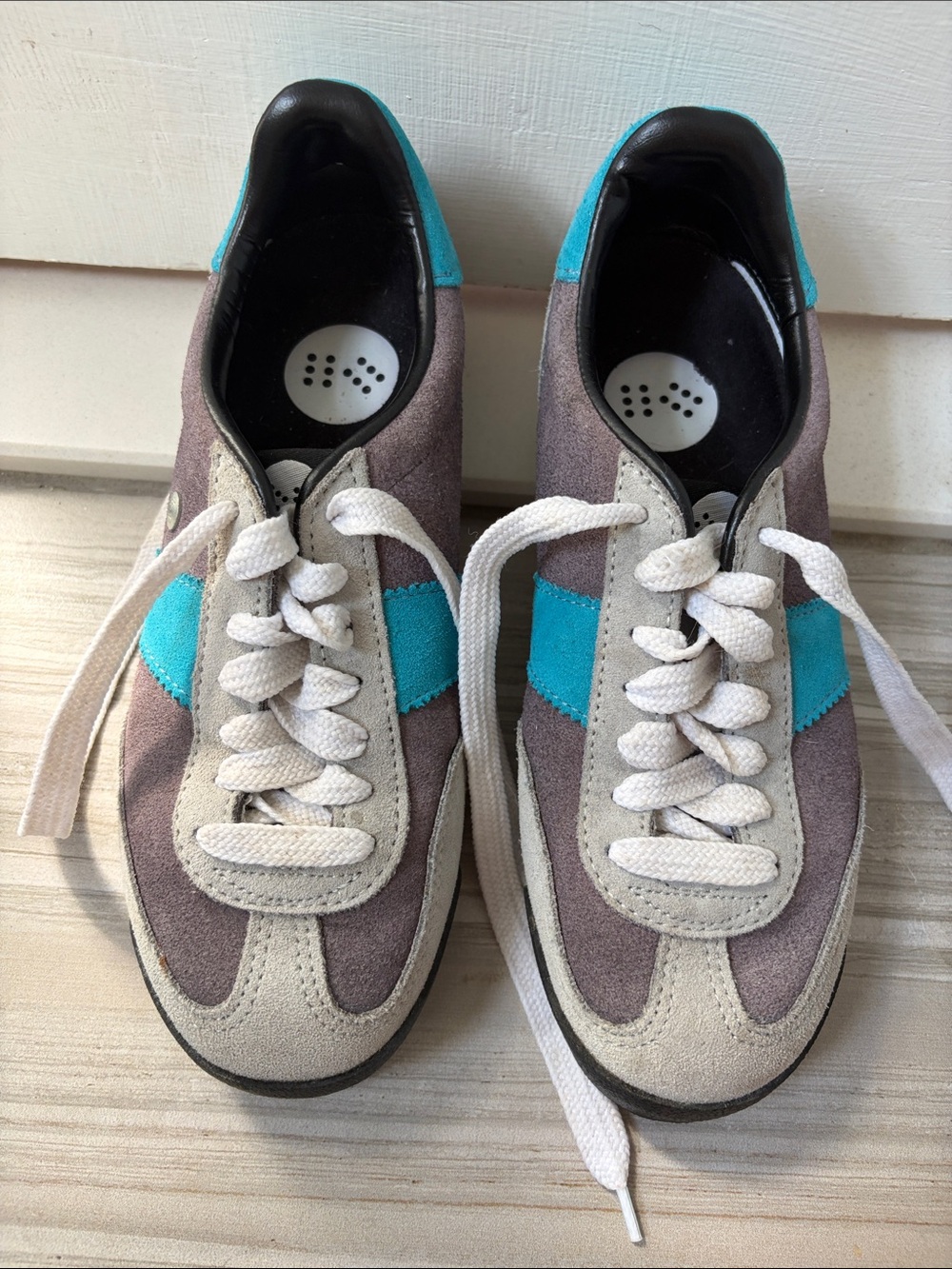 BOTAS 66 Women’s Suede Casual Sneakers in Gray and Turquoise